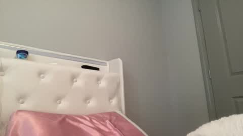 skiimaskabby online show from 5, 3, 2026