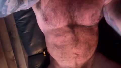 Snapshot of skimaskedbeef chatting on 24, 5, 2026 BEEF online show from 24, 5, 2026