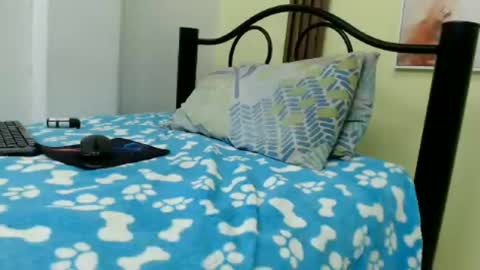 Snapshot of skinny18sexy chatting on 20, 6, 2026 skinny online show from 20, 6, 2026