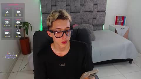 skinny_bigcock20 online show from 19, 12, 2025