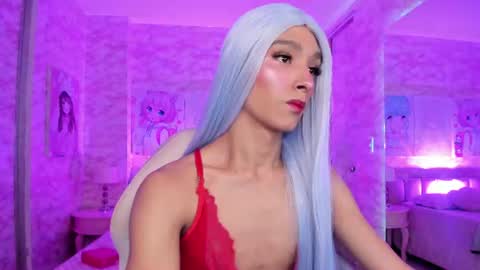 Snapshot of skinny_dolltrans chatting on 31, 7, 2026 Dara online show from 31, 7, 2026