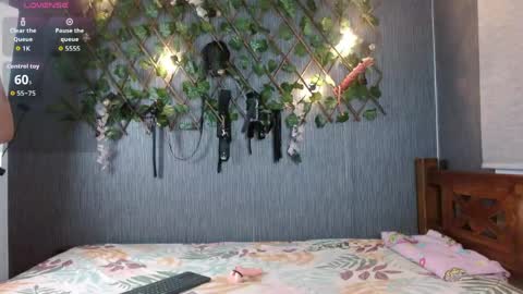 skinny_hot_girls_hard online show from 3, 5, 2026