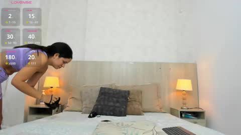 Isabela online show from 5, 10, 2025