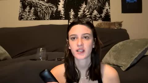 Snapshot of skinnyangel21 chatting on 6, 3, 2026 skinnyangel21 online show from 6, 3, 2026