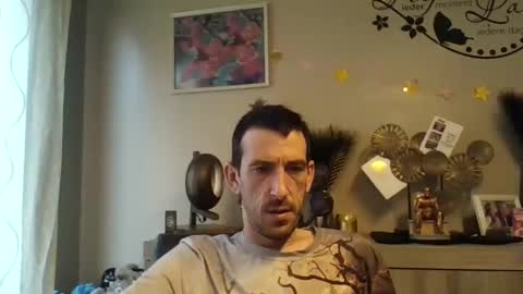 Snapshot of skinnybigcock2 chatting on 6, 12, 2024 SkinnyBigCock2 online show from 6, 12, 2024