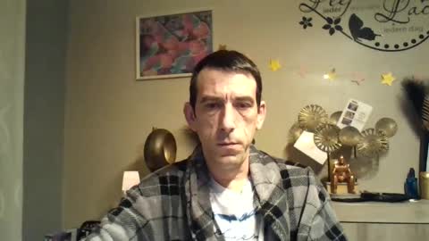 Snapshot of skinnybigcock2 chatting on 4, 1, 2025 SkinnyBigCock2 online show from 4, 1, 2025