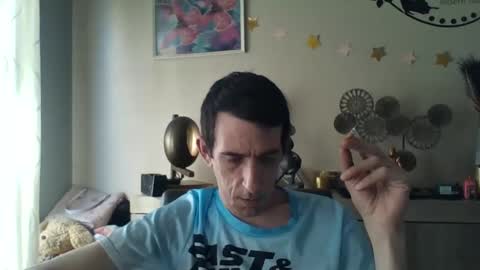 Snapshot of skinnybigcock2 chatting on 23, 2, 2025 SkinnyBigCock2 online show from 23, 2, 2025