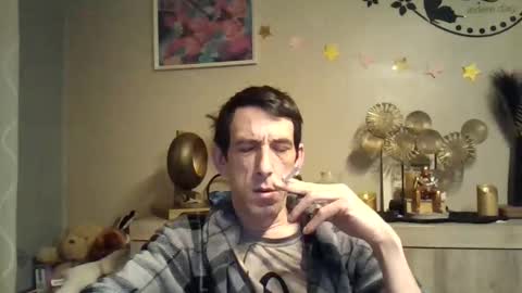 Snapshot of skinnybigcock2 chatting on 2, 3, 2025 SkinnyBigCock2 online show from 2, 3, 2025