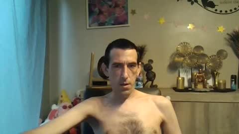 Snapshot of skinnybigcock2 chatting on 9, 9, 2025 SkinnyBigCock2 online show from 9, 9, 2025