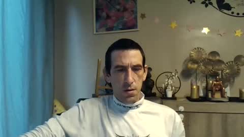 Snapshot of skinnybigcock2 chatting on 22, 10, 2025 SkinnyBigCock2 online show from 22, 10, 2025