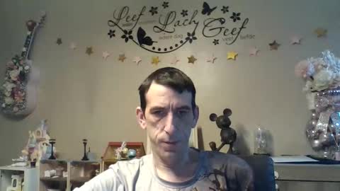 Snapshot of skinnybigcock2 chatting on 5, 1, 2026 SkinnyBigCock2 online show from 5, 1, 2026