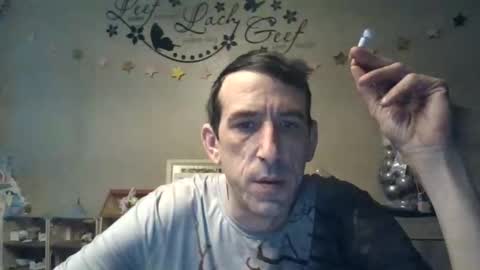 Snapshot of skinnybigcock2 chatting on 14, 1, 2026 SkinnyBigCock2 online show from 14, 1, 2026