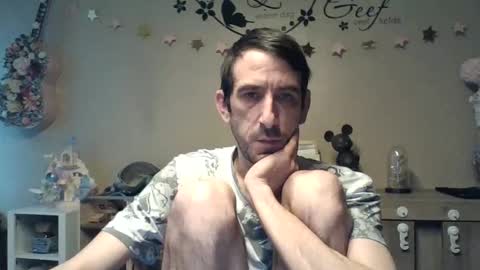 SkinnyBigCock2 online show from 8, 3, 2026