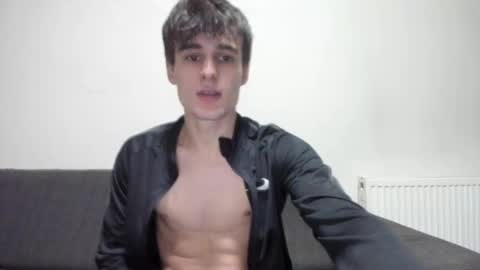 skinnyguywithbigd online show from 2, 3, 2025