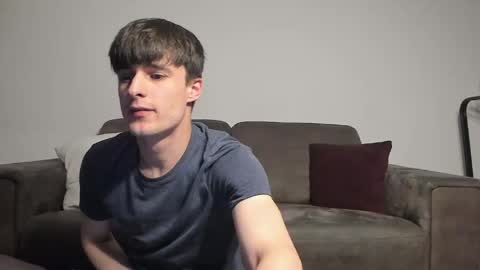 Snapshot of skinnyguywithbigd chatting on 22, 4, 2026 skinnyguywithbigd online show from 22, 4, 2026
