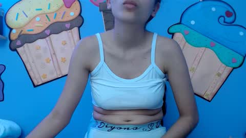 Snapshot of skinnykalitzo18 chatting on 5, 10, 2025 skinny online show from 5, 10, 2025