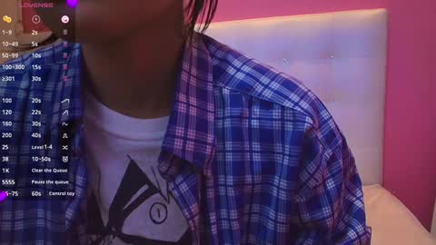 Snapshot of skinnyneighbour_ chatting on 7, 2, 2025 Karla online show from 7, 2, 2025