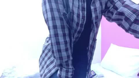 Snapshot of skinnyneighbour_ chatting on 23, 12, 2025 Karla online show from 23, 12, 2025