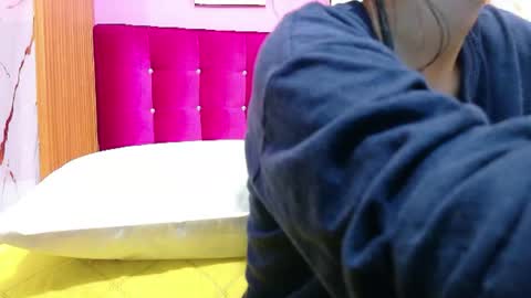 Karla  online show from 10, 7, 2026