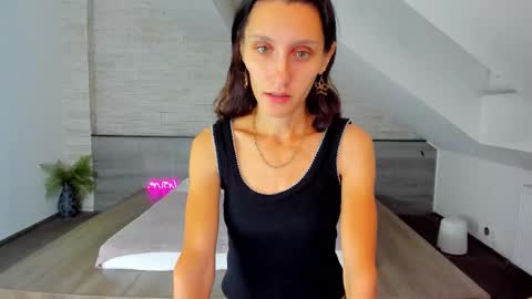 Snapshot of skinnystar_ chatting on 30, 9, 2025 Julia online show from 30, 9, 2025