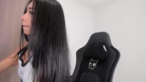 Skinnyy   online show from 29, 3, 2026