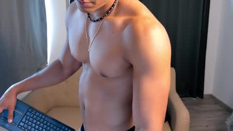 Liam Vokov online show from 25, 9, 2025