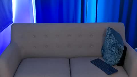 Liam Vokov online show from 4, 10, 2025