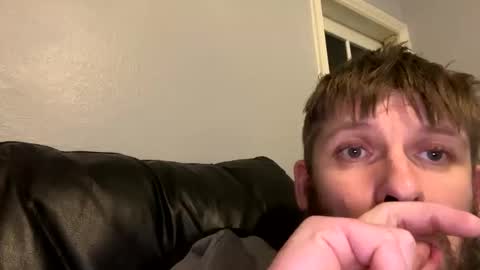 Snapshot of skuzzy25 chatting on 22, 12, 2024 skuzzy25 online show from 22, 12, 2024