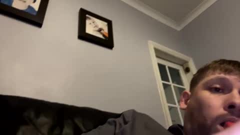 Snapshot of skuzzy25 chatting on 25, 2, 2025 skuzzy25 online show from 25, 2, 2025