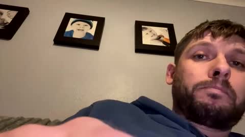 Snapshot of skuzzy25 chatting on 7, 3, 2025 skuzzy25 online show from 7, 3, 2025