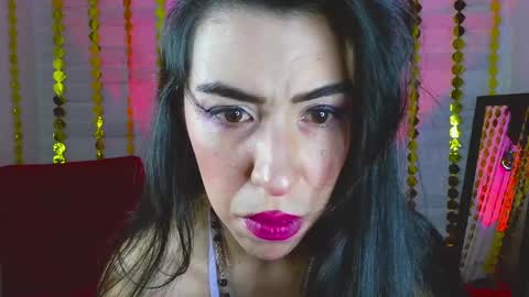 Snapshot of sky_girl1 chatting on 1, 3, 2025 Mile online show from 1, 3, 2025