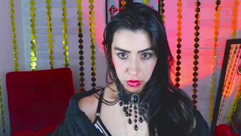 Snapshot of sky_girl1 chatting on 5, 3, 2025 Mile online show from 5, 3, 2025