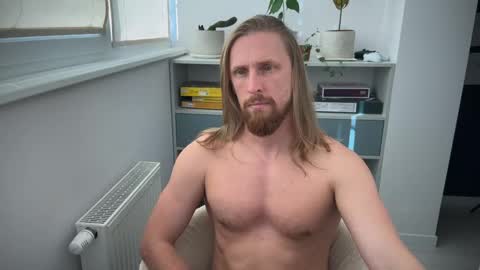 sky_guy25 online show from 25, 9, 2025