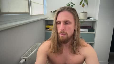 sky_guy25 online show from 30, 9, 2025