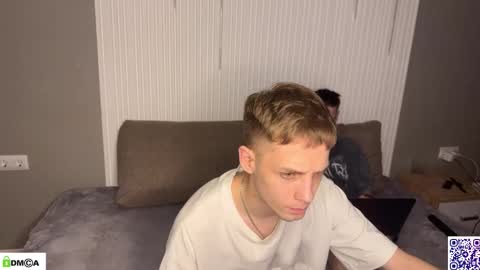 Snapshot of sky_hunter chatting on 9, 11, 2025 sky_hunter online show from 9, 11, 2025