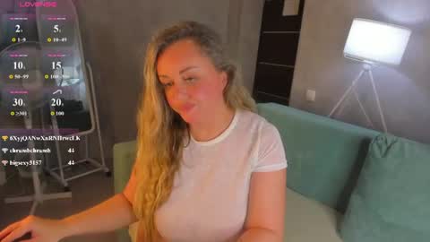 Snapshot of sky_kuper chatting on 22, 6, 2026 Sky online show from 22, 6, 2026
