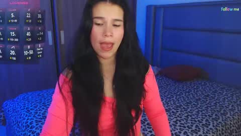 Snapshot of sky_lover_ chatting on 24, 1, 2025 Sky online show from 24, 1, 2025