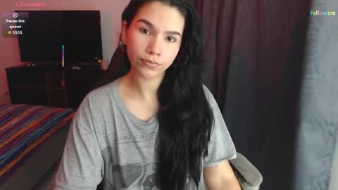 Snapshot of sky_lover_ chatting on 12, 10, 2025 Sky online show from 12, 10, 2025
