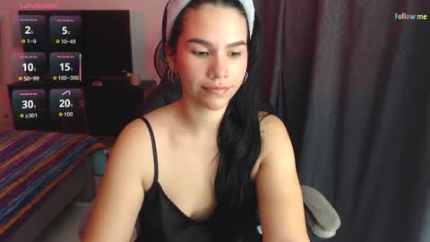 Snapshot of sky_lover_ chatting on 13, 10, 2025 Sky online show from 13, 10, 2025