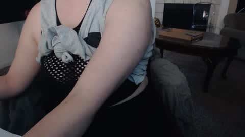 SKYLE   online show from 26, 9, 2025