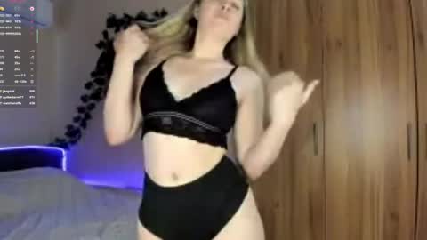 Snapshot of skyedavis chatting on 28, 5, 2026 skyedavis online show from 28, 5, 2026
