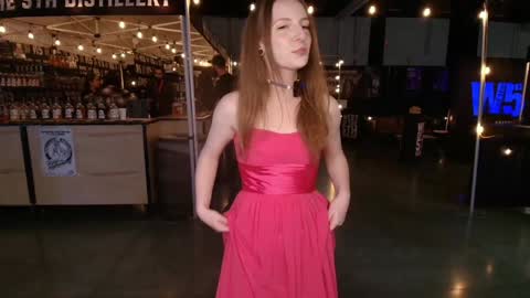 Snapshot of skyewatson chatting on 9, 11, 2025 Skye Watson online show from 9, 11, 2025