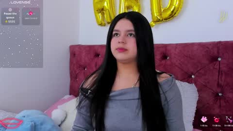 Snapshot of skyhotgirl chatting on 3, 4, 2026 Sky online show from 3, 4, 2026