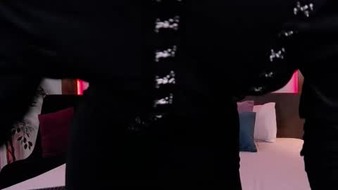 SkylarSpark online show from 25, 11, 2025