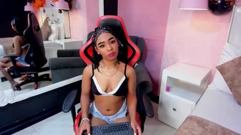 skylerbloom online show from 24, 10, 2025