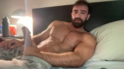 Skyler Flexes online show from 10, 7, 2026