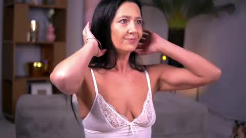 Skyler online show from 14, 4, 2026