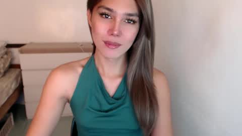 Snapshot of skyllerkent chatting on 3, 11, 2025 Sky online show from 3, 11, 2025