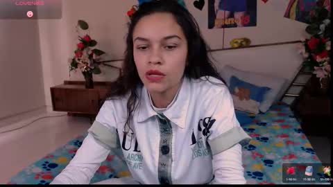 skyloverhot online show from 15, 10, 2025