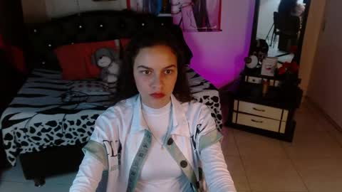 skyloverhot online show from 23, 10, 2025